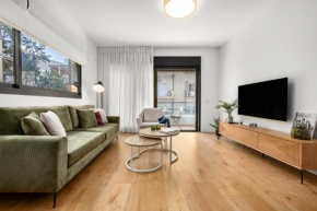 Sunny Chic in Tel Aviv Center by Sea N Rent